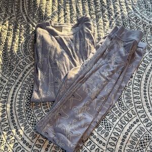 Hanna Andersson Light Gray Pajama Top